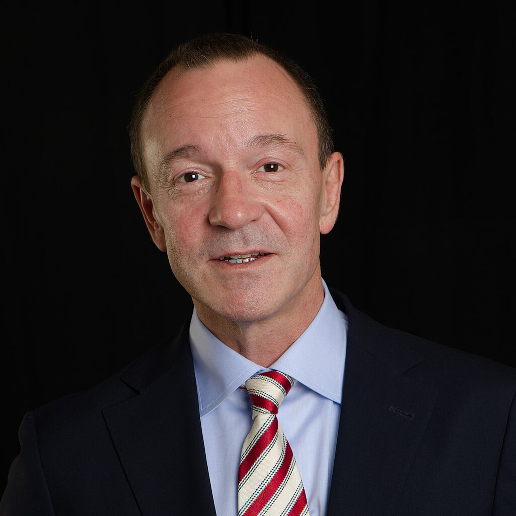 Prof. Dr. Holger Zuck Prof. Dr. Holger Zuck